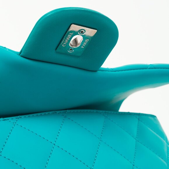 Chanel Teal Paris-Seoul Medium Lambskin Coco Rain Flap Bag - Picture 13 of 16